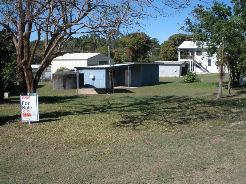 8 Coconut Gve, Ball Bay QLD 4741