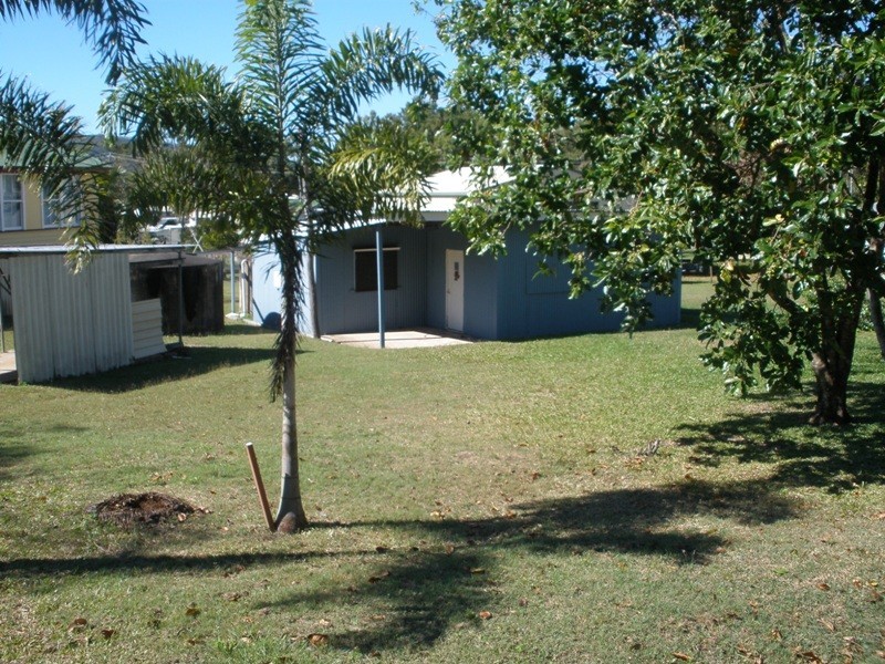 8 Coconut Gve, Ball Bay QLD 4741