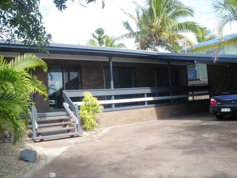 11 Scawfell Avenue, Slade Point QLD 4740