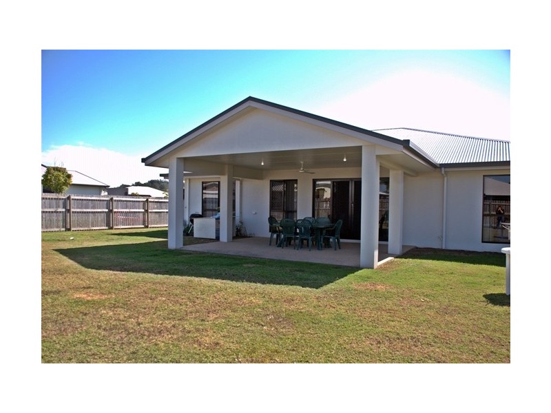 48 Gingham Street, Glenella QLD 4740