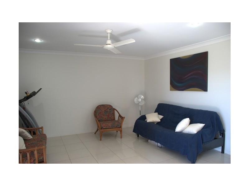 48 Gingham Street, Glenella QLD 4740