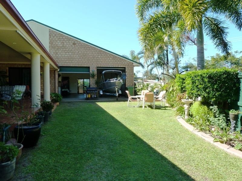 24 Spinnaker Way, Bucasia QLD 4750