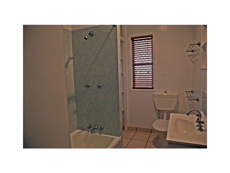 5 Fletcher Street, West Mackay QLD 4740