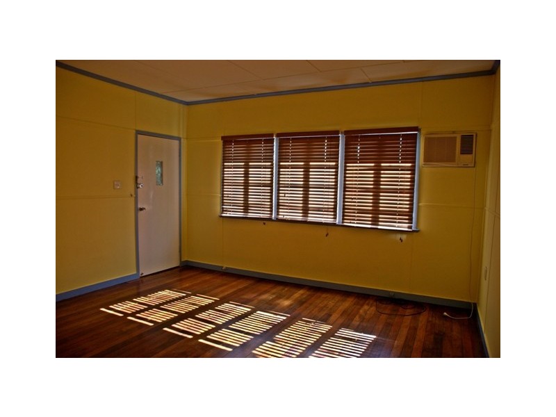 5 Fletcher Street, West Mackay QLD 4740