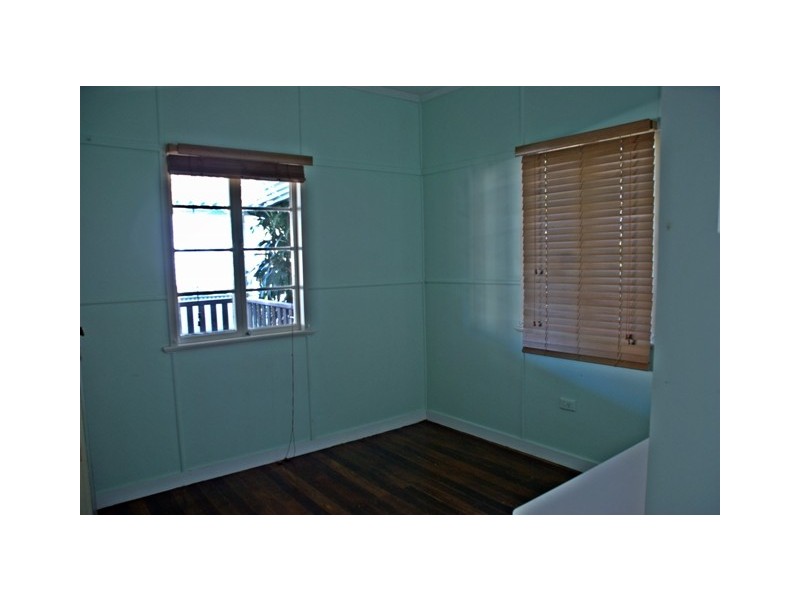 5 Fletcher Street, West Mackay QLD 4740