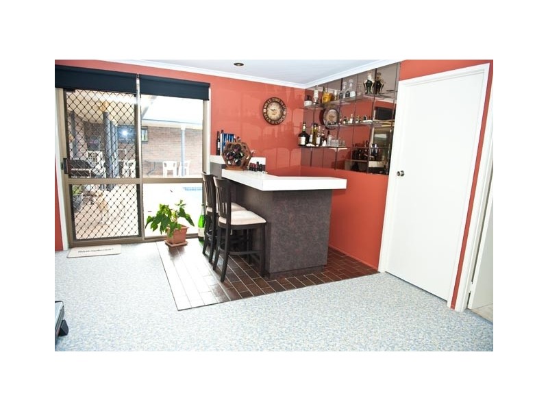 2 Northview Terrace, Mount Pleasant QLD 4740