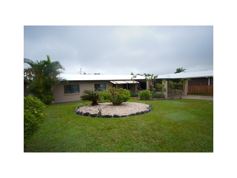 14 Hillside Terrace, Mount Pleasant QLD 4740