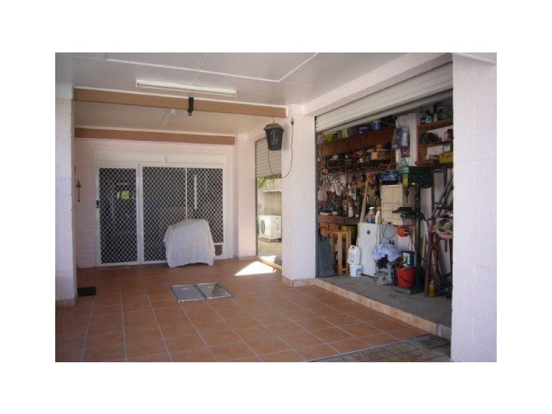 9 SALTWATER STREET, Eimeo QLD 4740