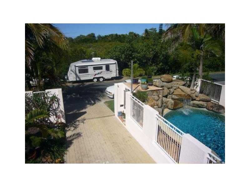 9 SALTWATER STREET, Eimeo QLD 4740
