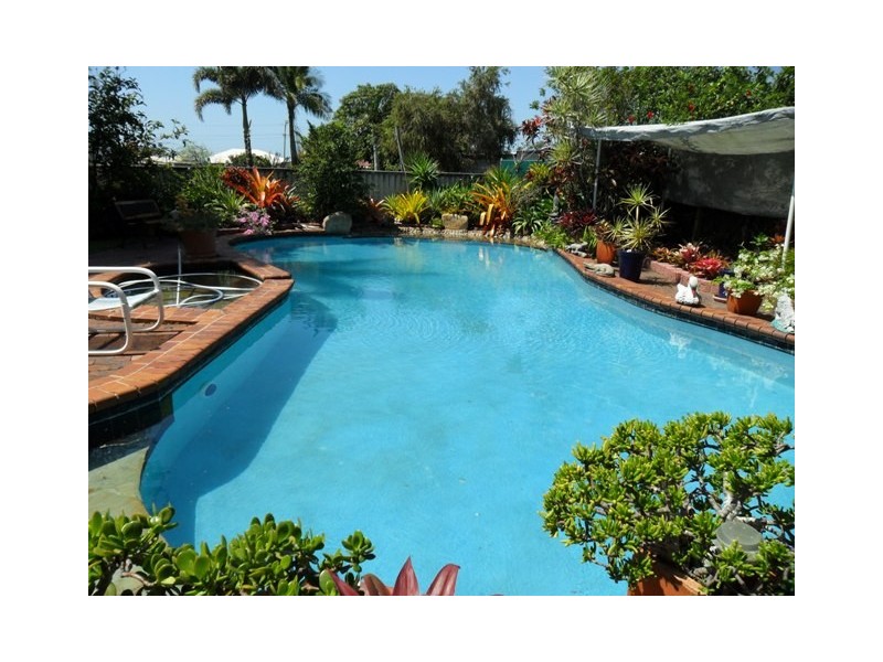 7 MINSTER STREET, South Mackay QLD 4740
