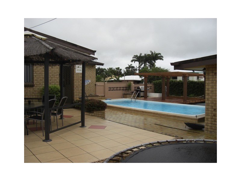 43 Davey Street, Glenella QLD 4740