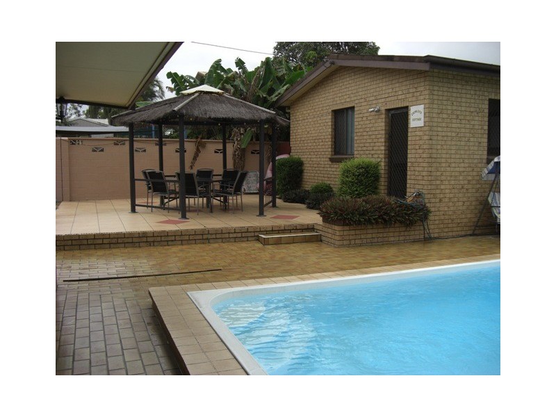 43 Davey Street, Glenella QLD 4740