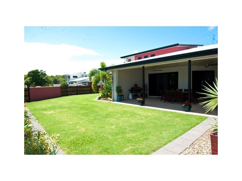 18 Corella Way, Blacks Beach QLD 4740
