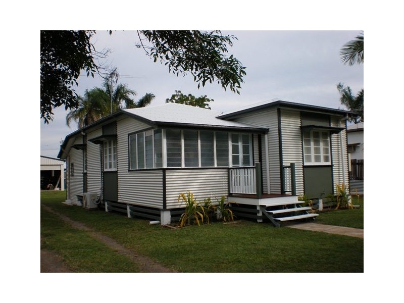 7 Dunn Street, West Mackay QLD 4740