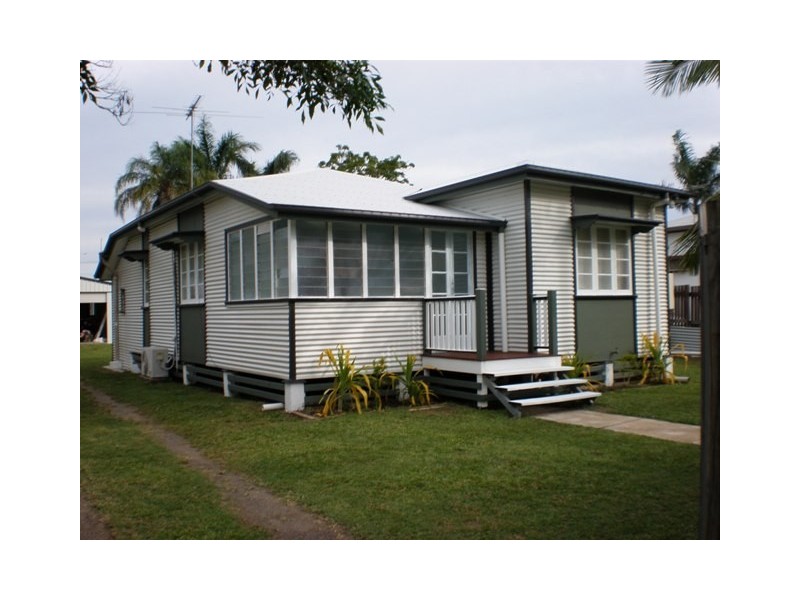 7 Dunn Street, West Mackay QLD 4740