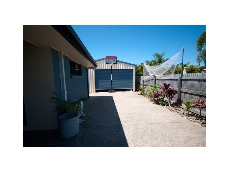 79 Wheeler Drive, Glenella QLD 4740