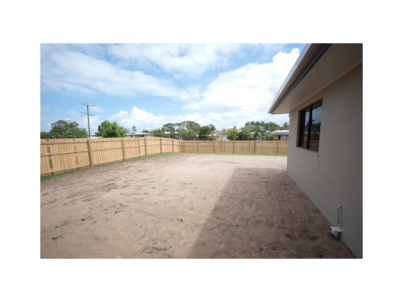 16 Stoddart Place, Walkerston QLD 4751