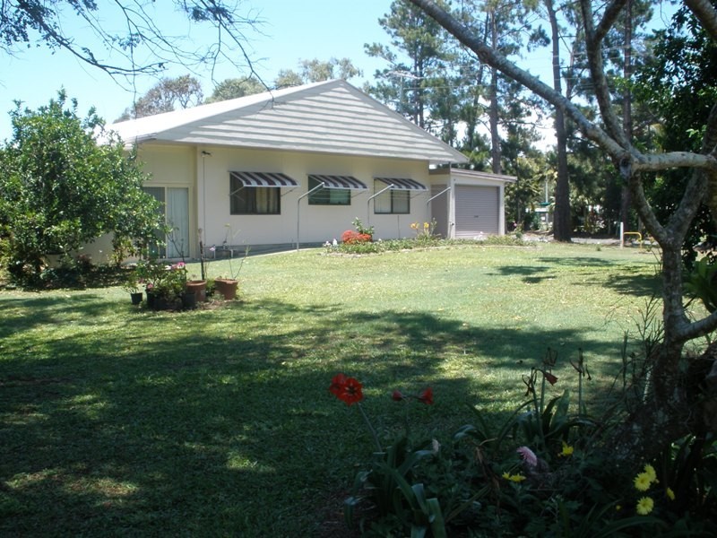 20 Walsh Avenue, Seaforth QLD 4741