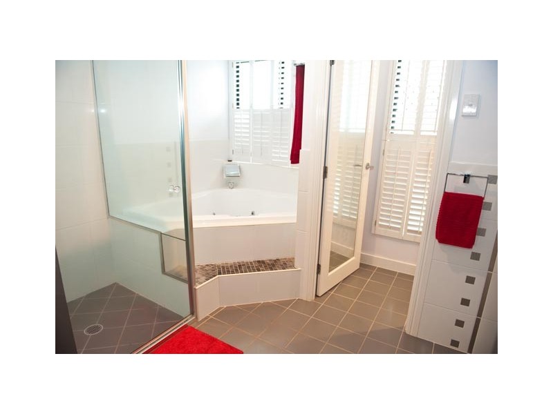 22 Culloden Place, Beaconsfield QLD 4740