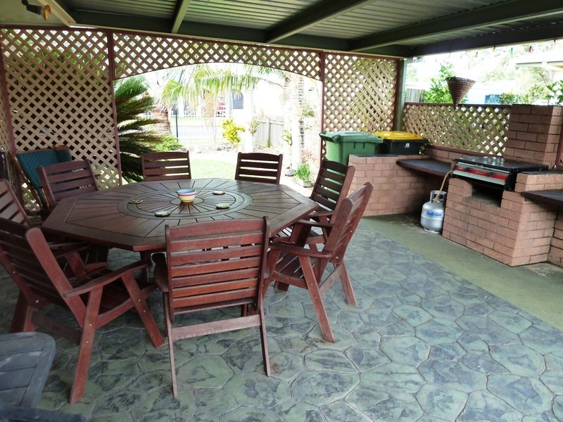 2 Saunders St, Walkerston QLD 4751