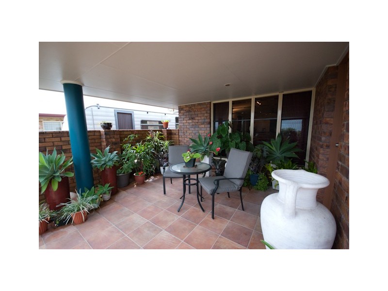 55 Victor Avenue, Glenella QLD 4740