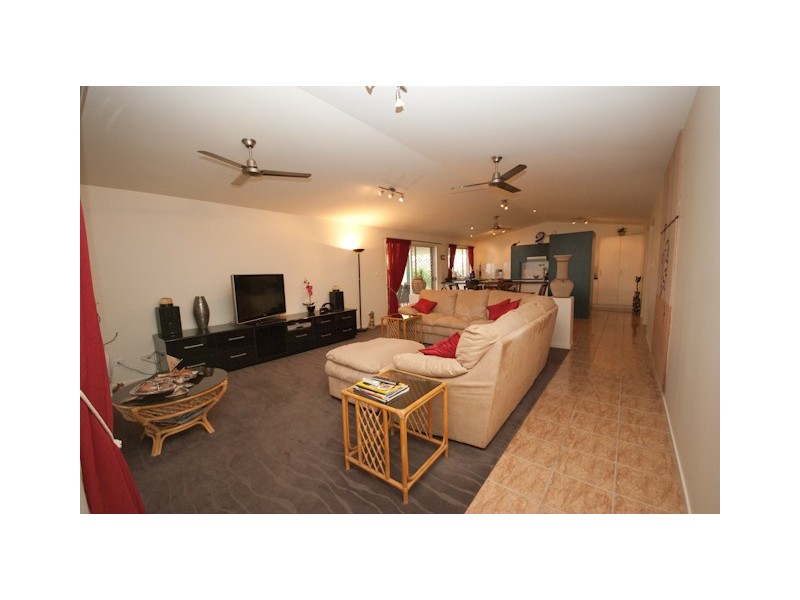 55 Victor Avenue, Glenella QLD 4740