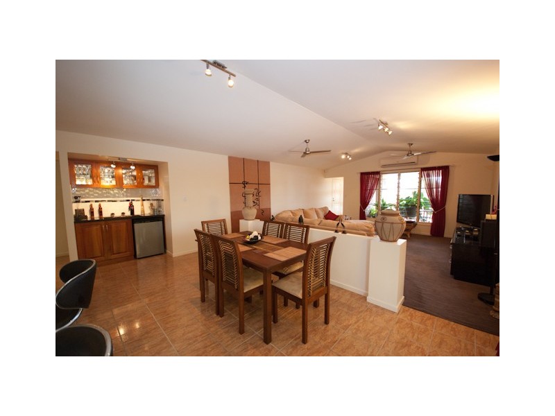 55 Victor Avenue, Glenella QLD 4740