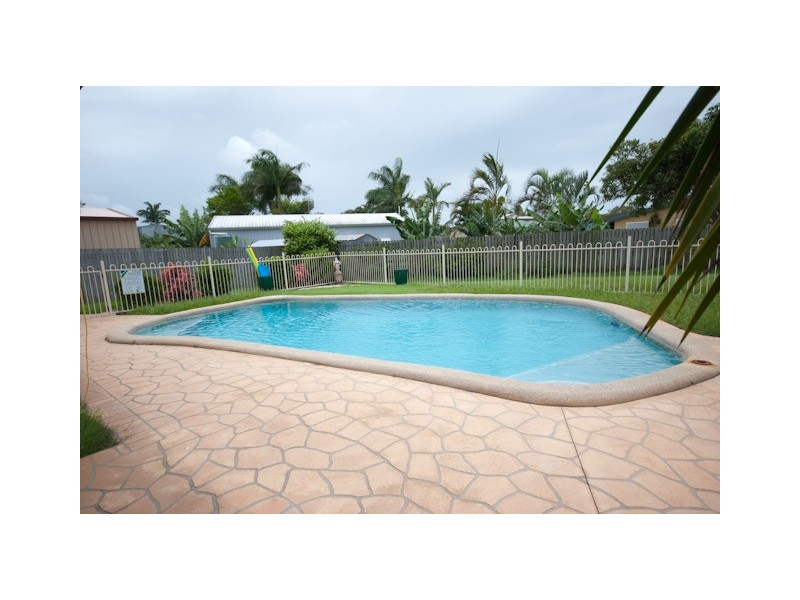 19 Raleigh Street, Ooralea QLD 4740