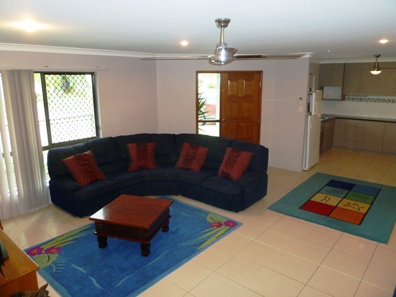 2 Shellcove Court, Blacks Beach QLD 4740