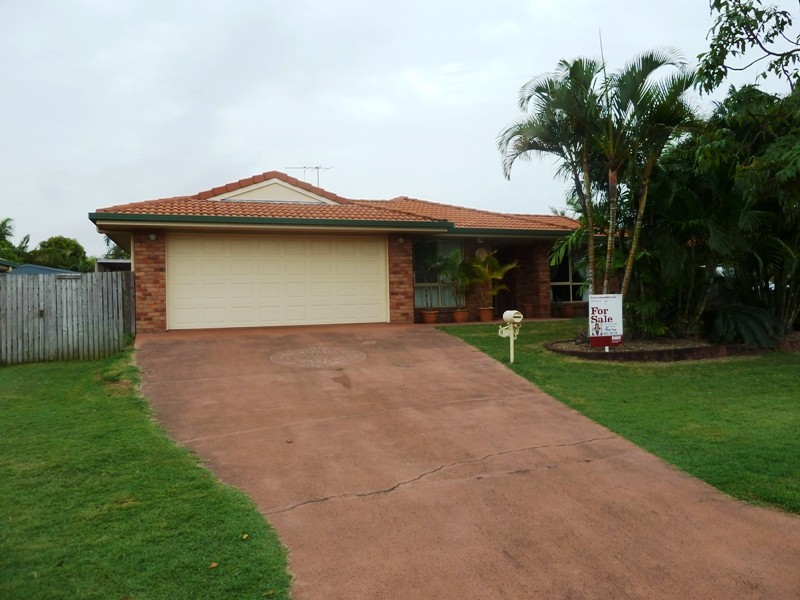 8 Marine Parade, Bucasia QLD 4750