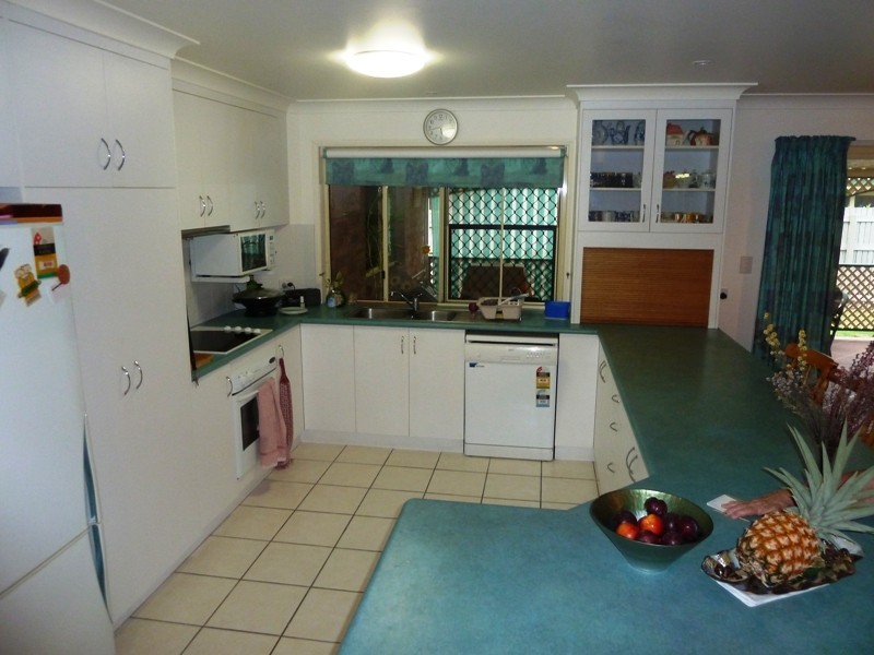 8 Marine Parade, Bucasia QLD 4750