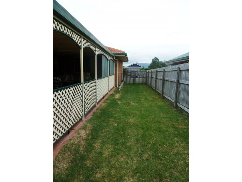 8 Marine Parade, Bucasia QLD 4750