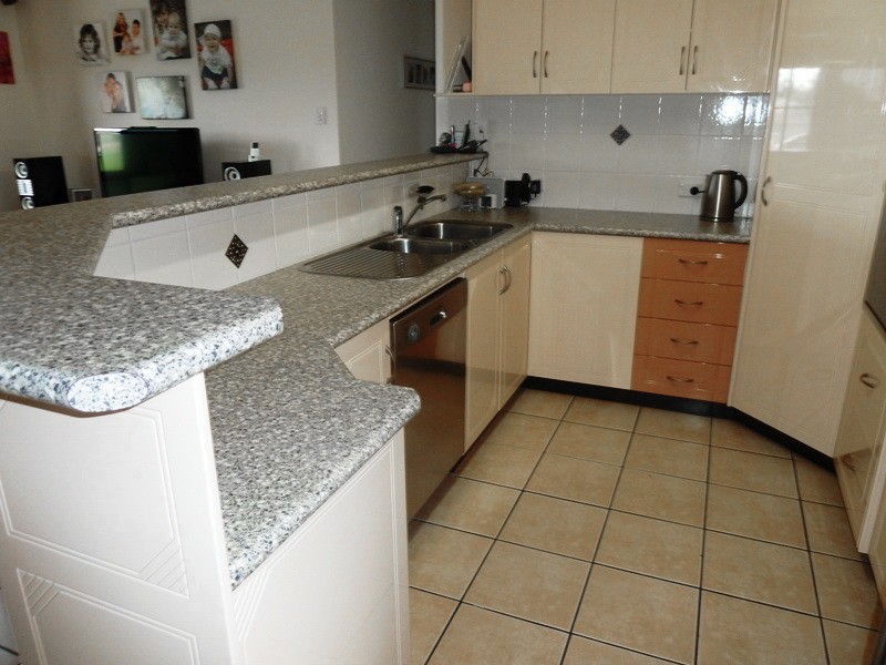 2 Diane Street, Mount Pleasant QLD 4740