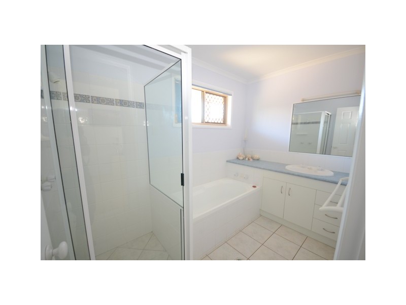 2 McGarry Street, Andergrove QLD 4740