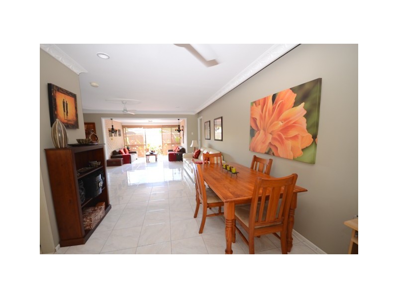 Unit 2 / 51 Mackenzie Street, West Mackay QLD 4740