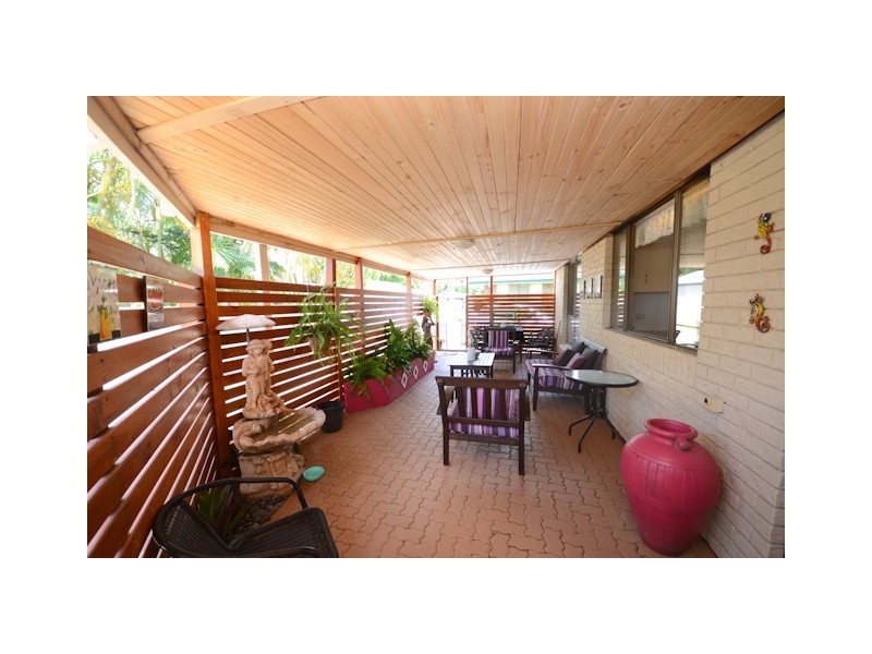 Unit 2 / 51 Mackenzie Street, West Mackay QLD 4740