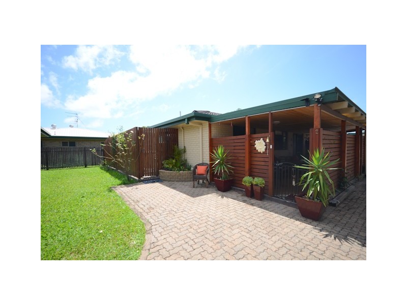 Unit 2 / 51 Mackenzie Street, West Mackay QLD 4740