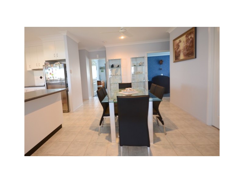 9 Tribute Court, Glenella QLD 4740