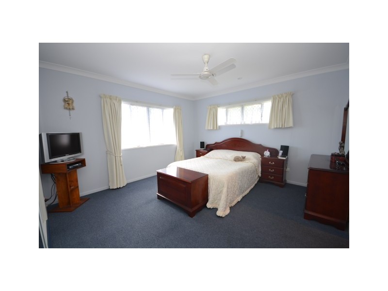 9 Tribute Court, Glenella QLD 4740