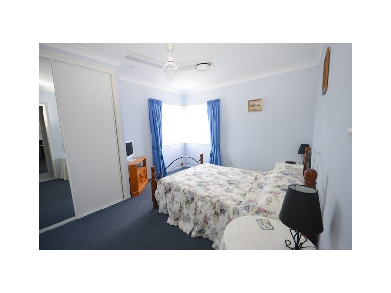 9 Tribute Court, Glenella QLD 4740
