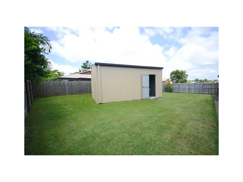 9 Tribute Court, Glenella QLD 4740