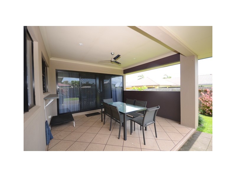 9 Tribute Court, Glenella QLD 4740