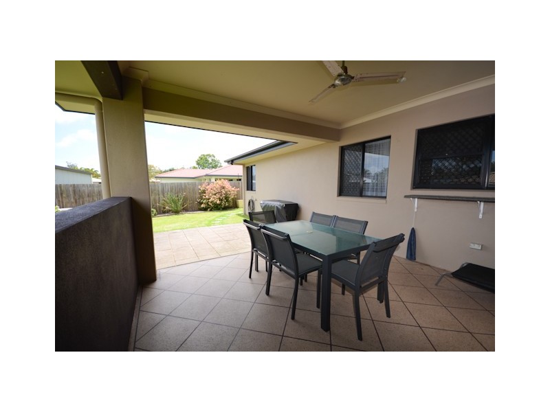 9 Tribute Court, Glenella QLD 4740