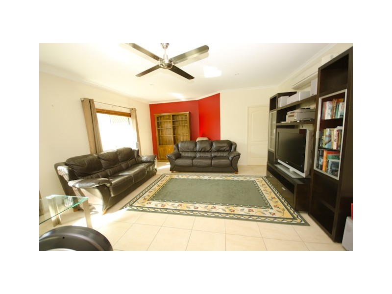 13 Leichardt Way, Andergrove QLD 4740