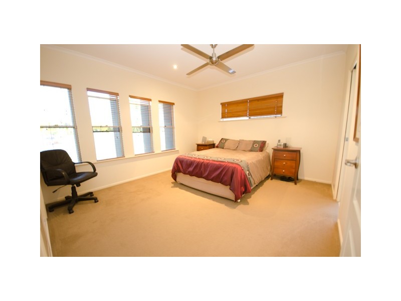 13 Leichardt Way, Andergrove QLD 4740