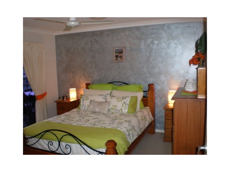 2 Leura Court, Glenella QLD 4740