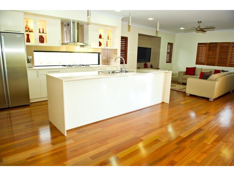 11 Chantilly Court, Glenella QLD 4740