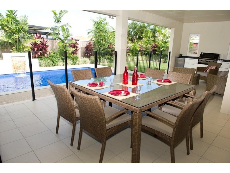 11 Chantilly Court, Glenella QLD 4740