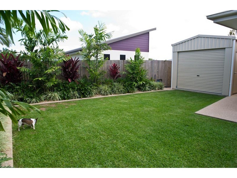 11 Chantilly Court, Glenella QLD 4740