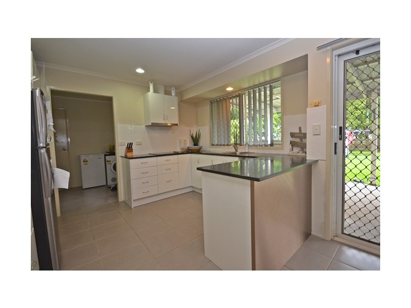 98 Broomdykes Drive, Beaconsfield QLD 4740